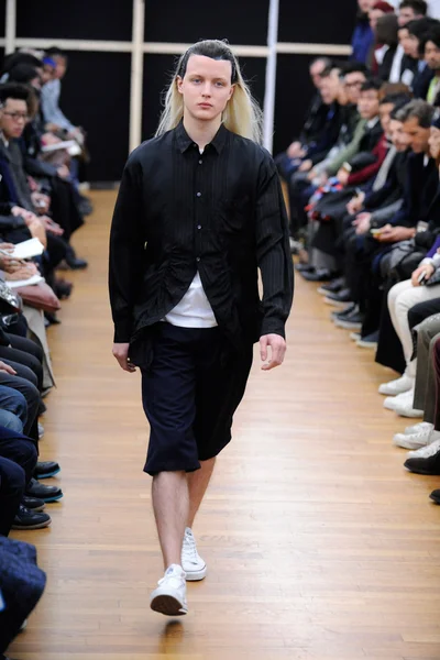 Look 29